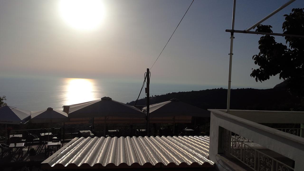 Sunset Bella Vista Appartement Athánion Buitenkant foto